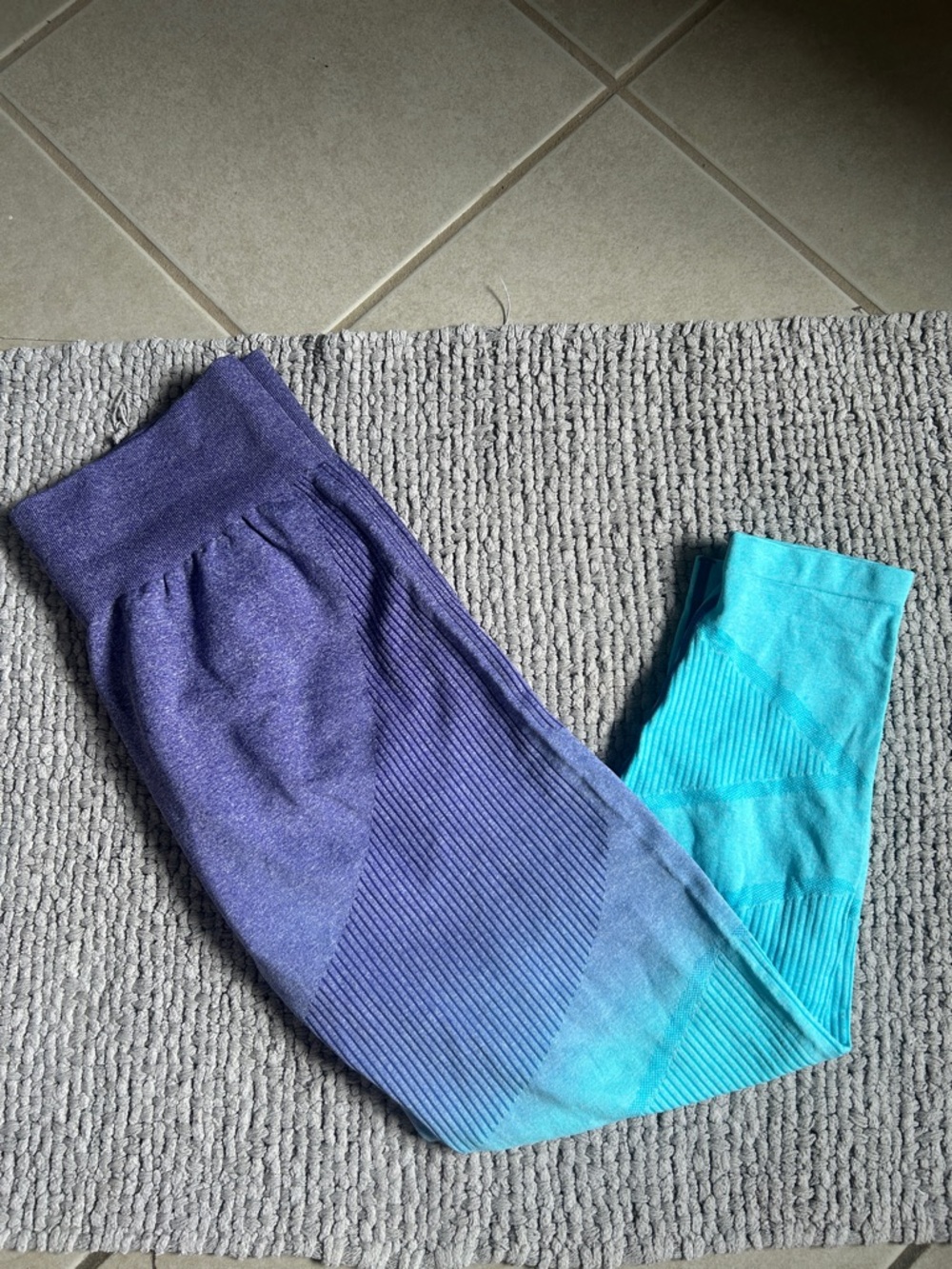 HALARA Ombre Purple to Teal Seamless Leggings